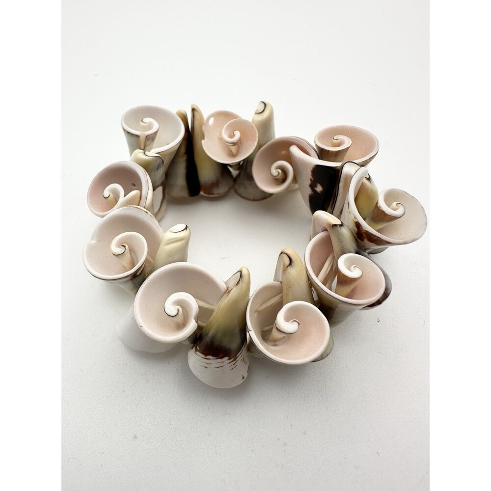 Natural Stretch seashell shell vintage bracelet